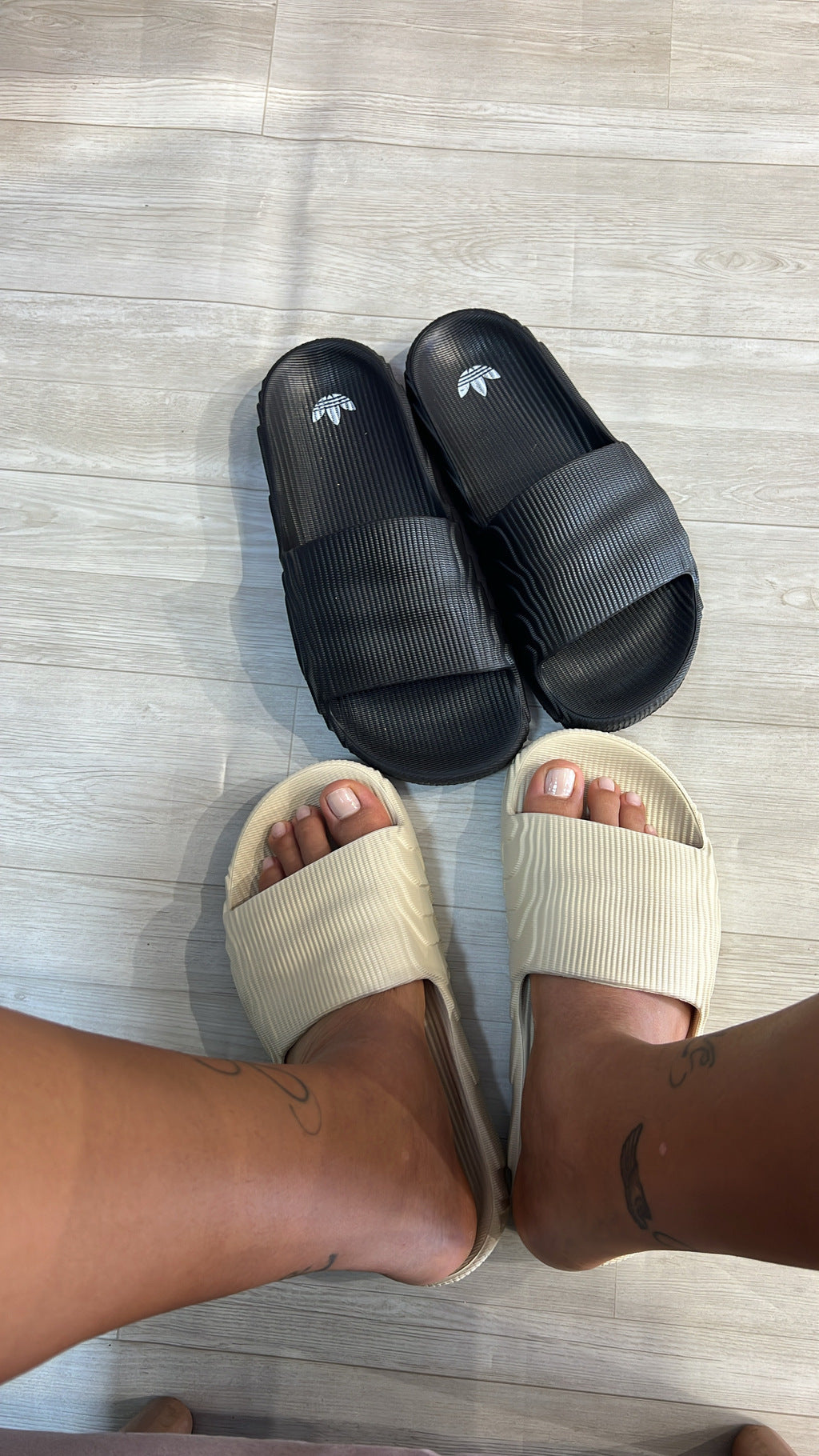 Sandália Adilet Adidas