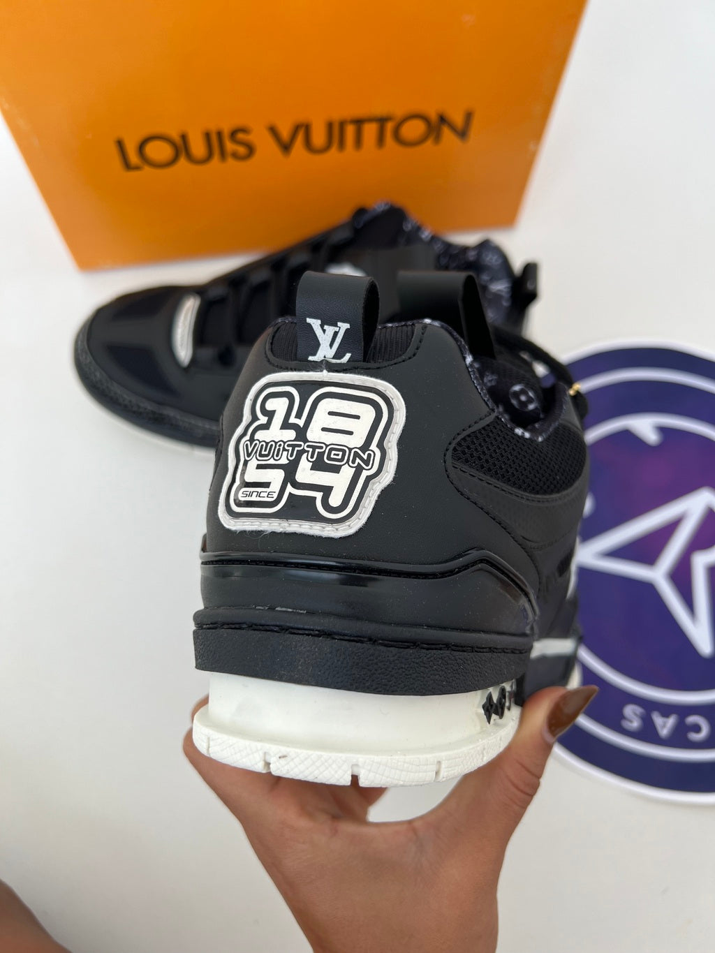 Louis Vuitton - Preto