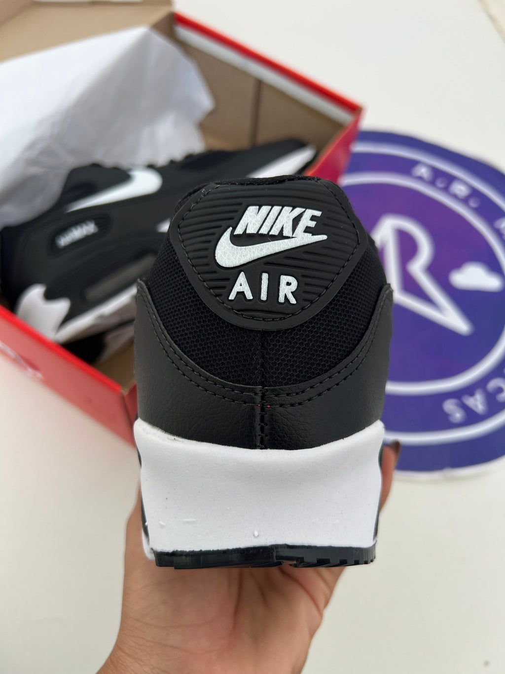 Max 90 Básico - Preto/Branco