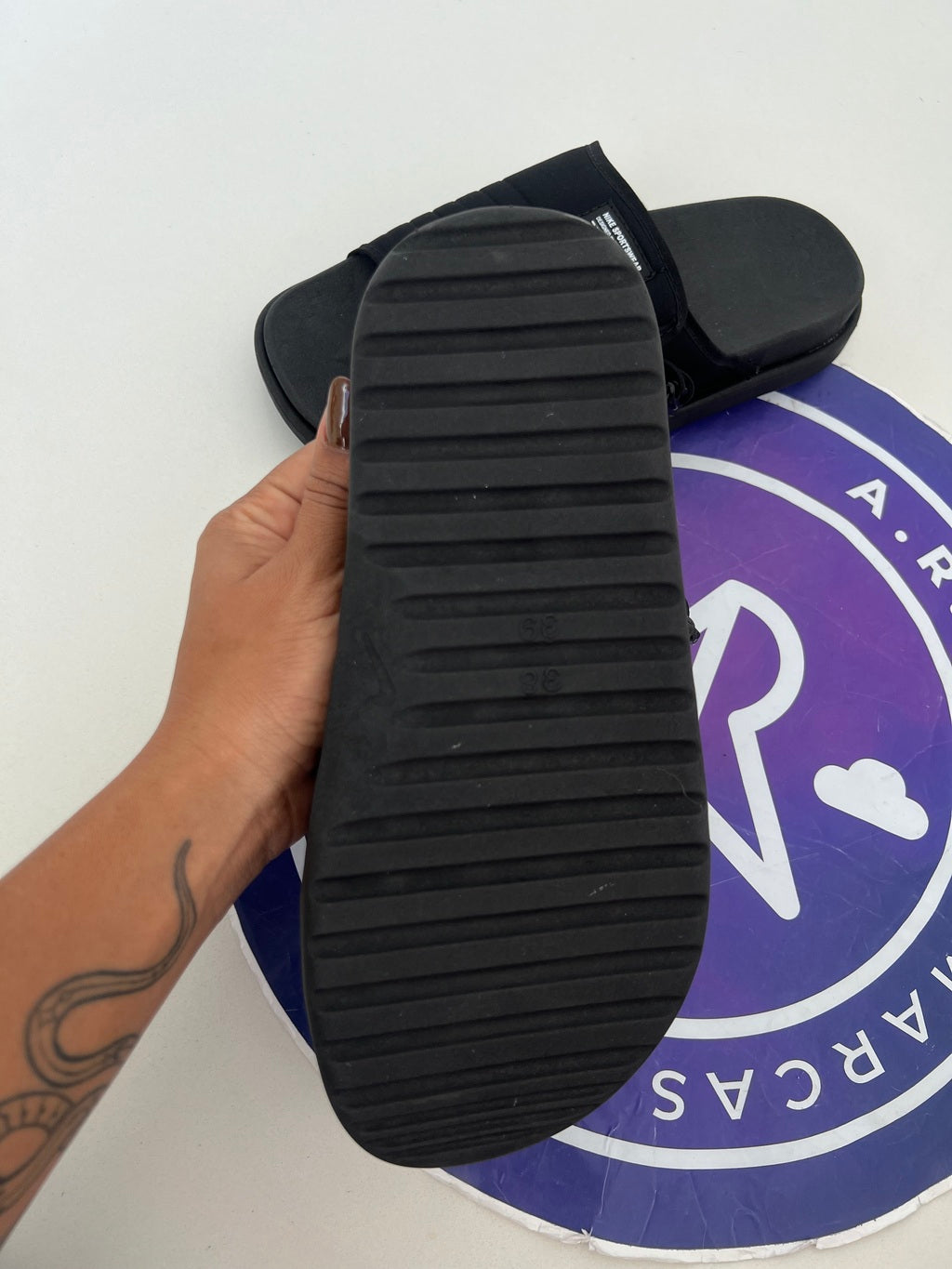 Sandália Asuna Nike - Preta