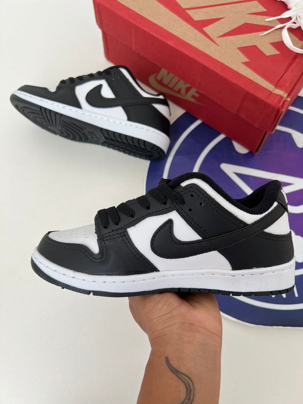 Low Básico - Branco/Preto