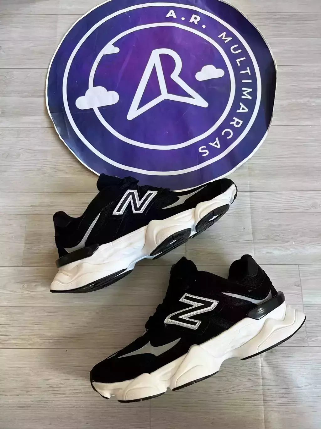 NB 9060 - Cinza e Preto