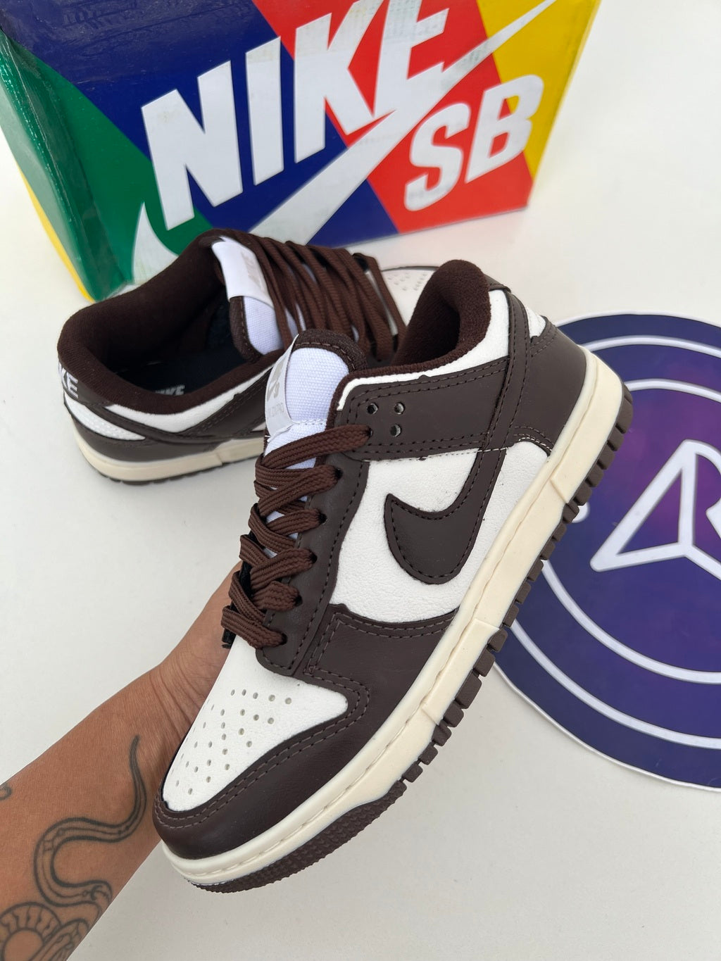 Low Premium - Marrom