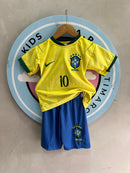 Conjunto Infantil Brasil