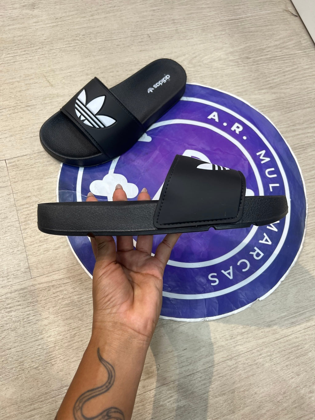 Sandália Slide Adidas