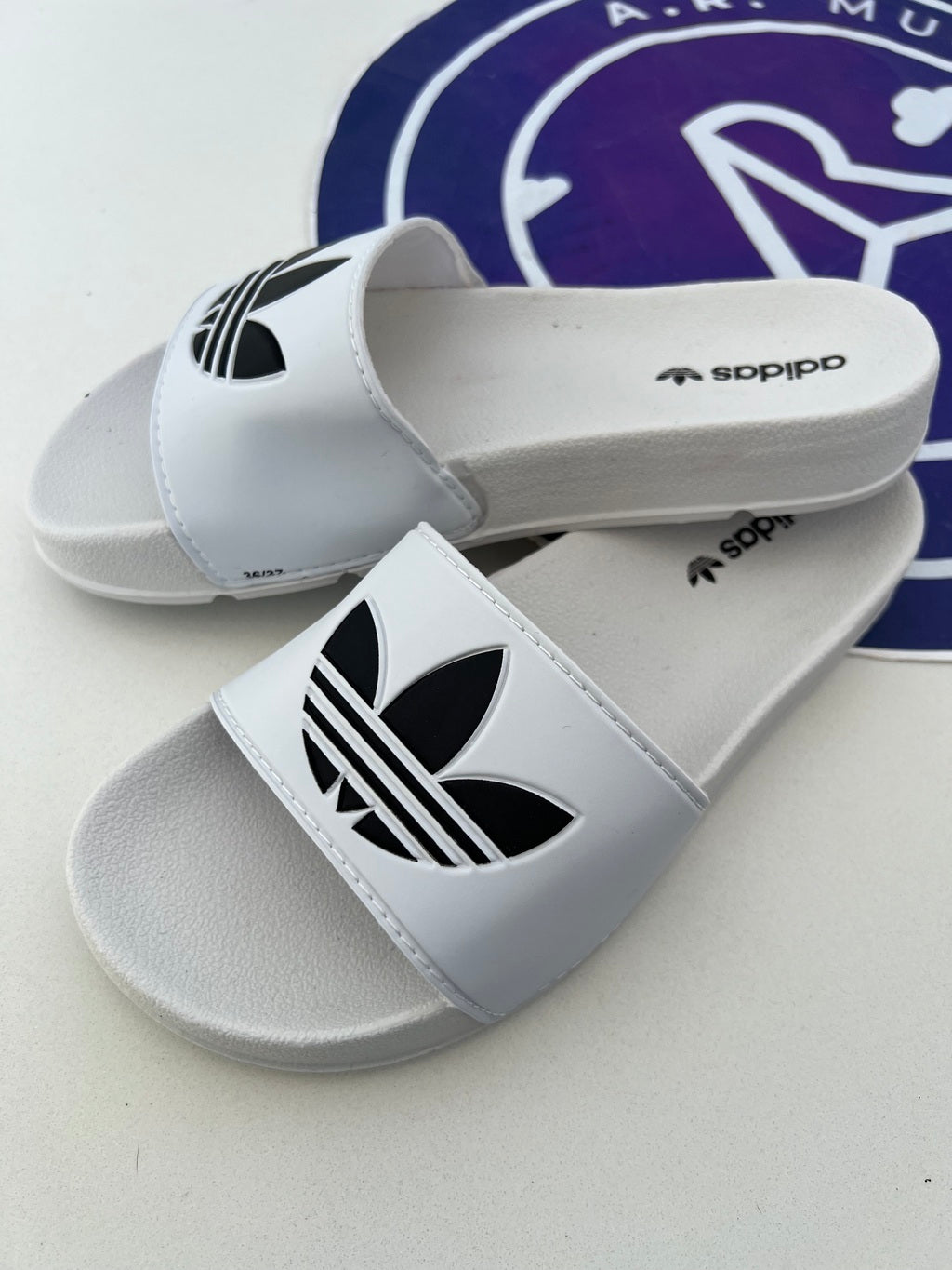 Sandália Slide Adidas - Branca