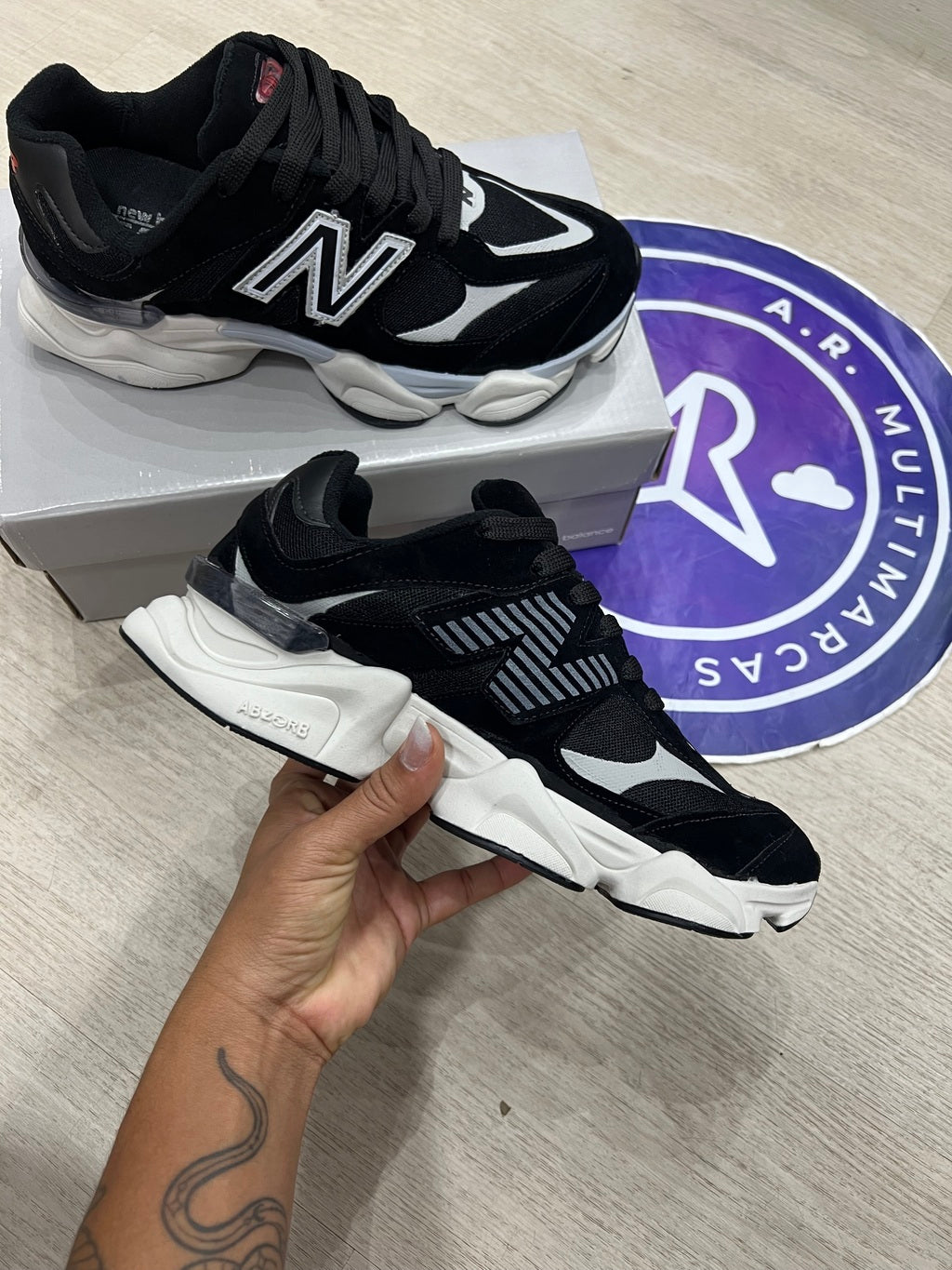 NB 9060 - Cinza e Preto
