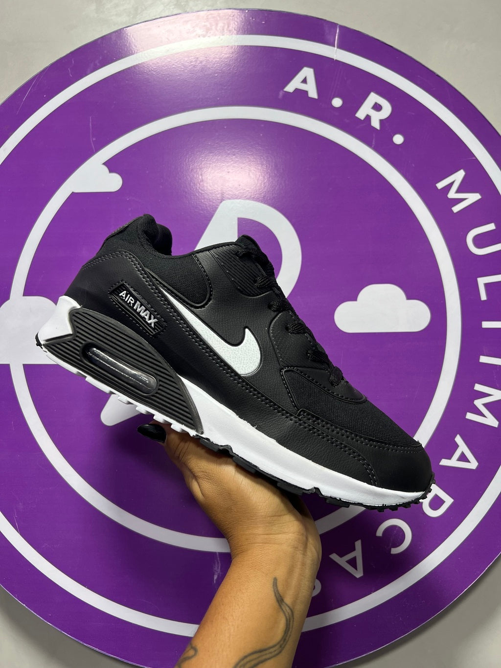 Max 90 Básico - Preto/Branco