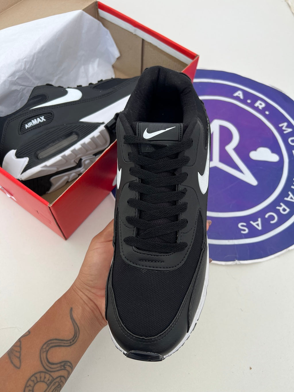 Max 90 Básico - Preto/Branco