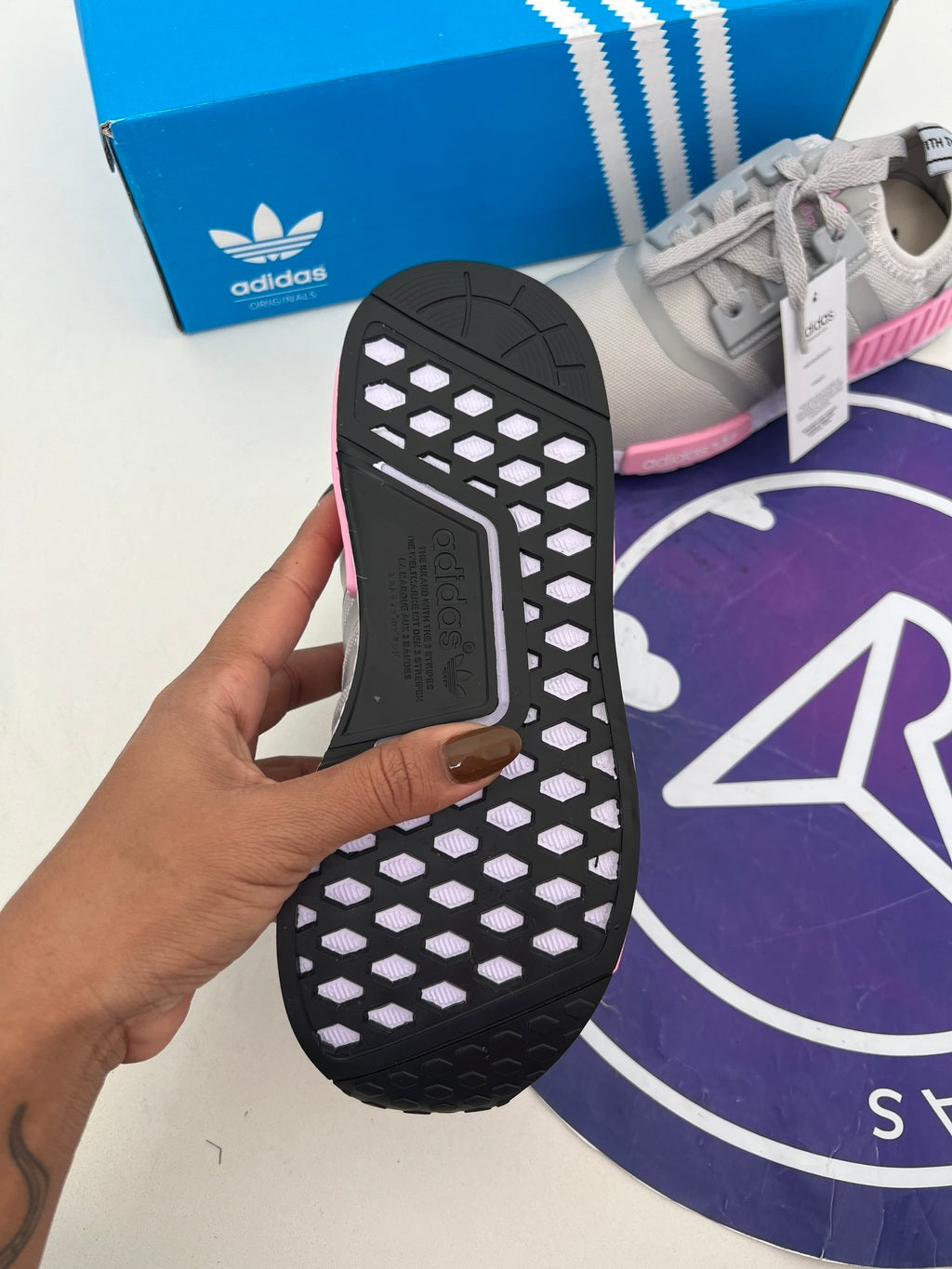 Adidas NMD Básico - Cinza/Rosa