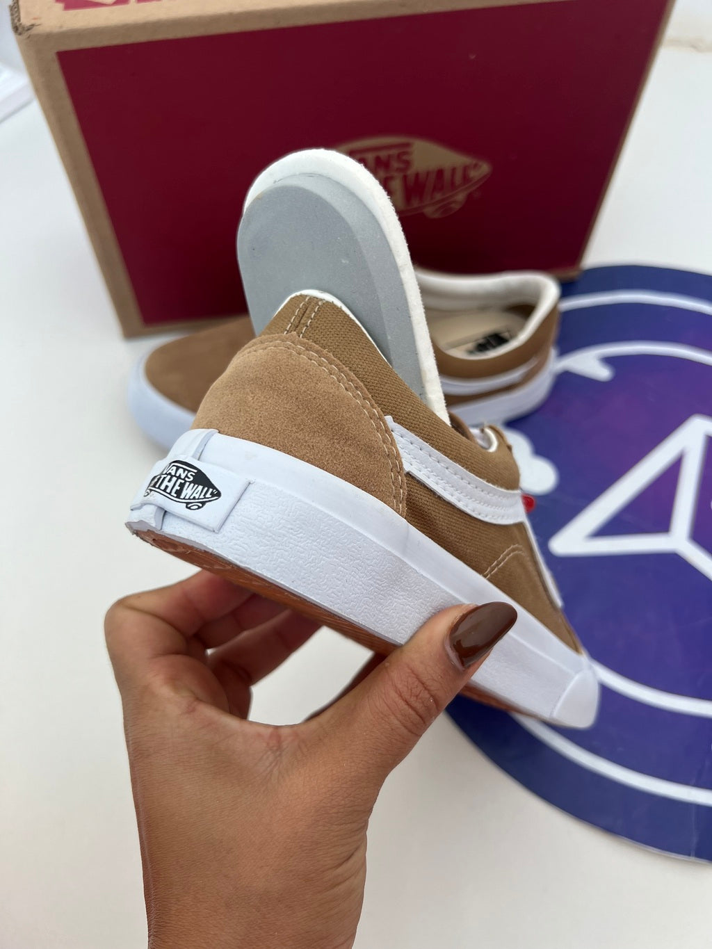 Old Premium - Marrom