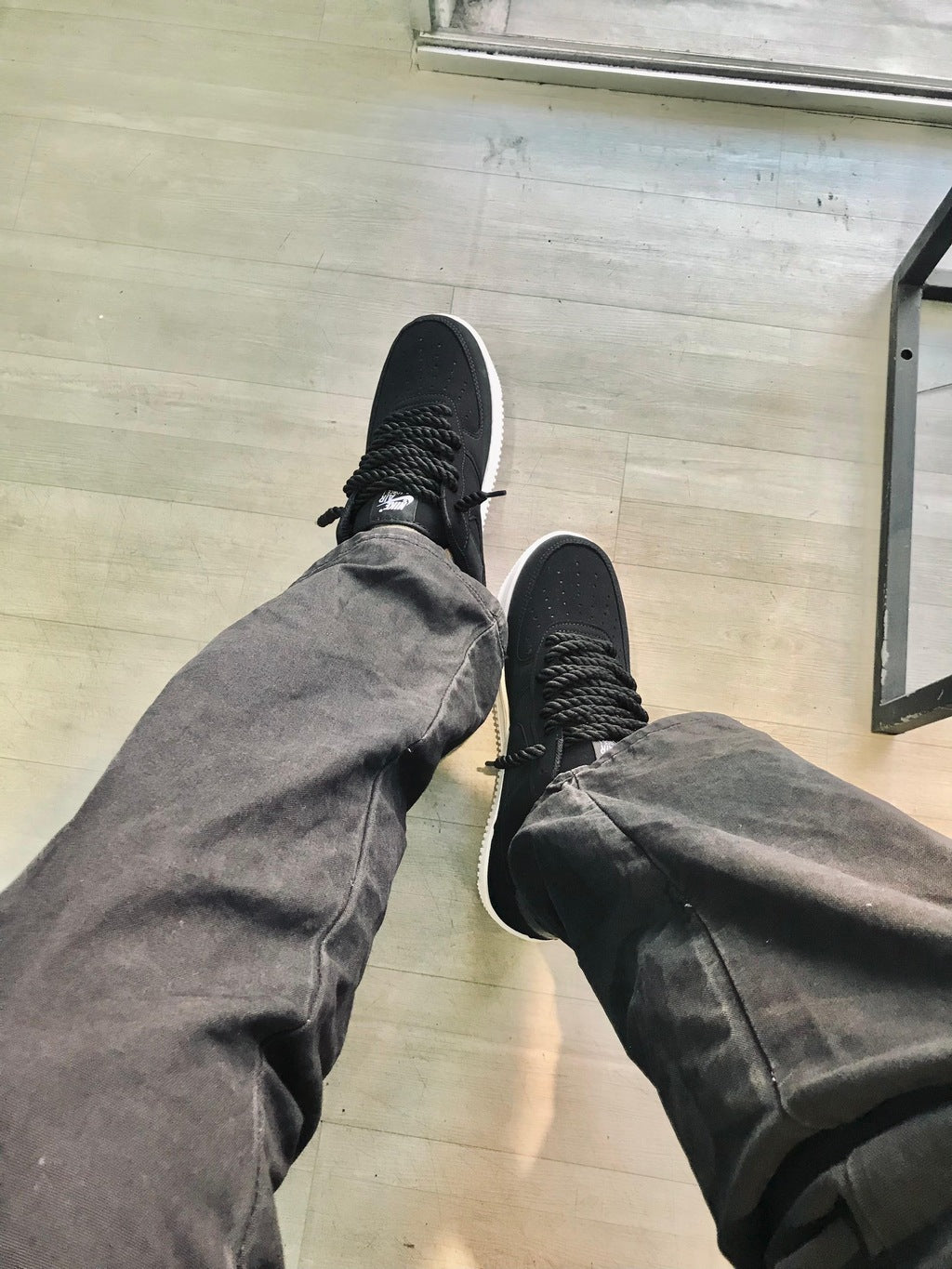 AF - Nobuck Preto/Branco