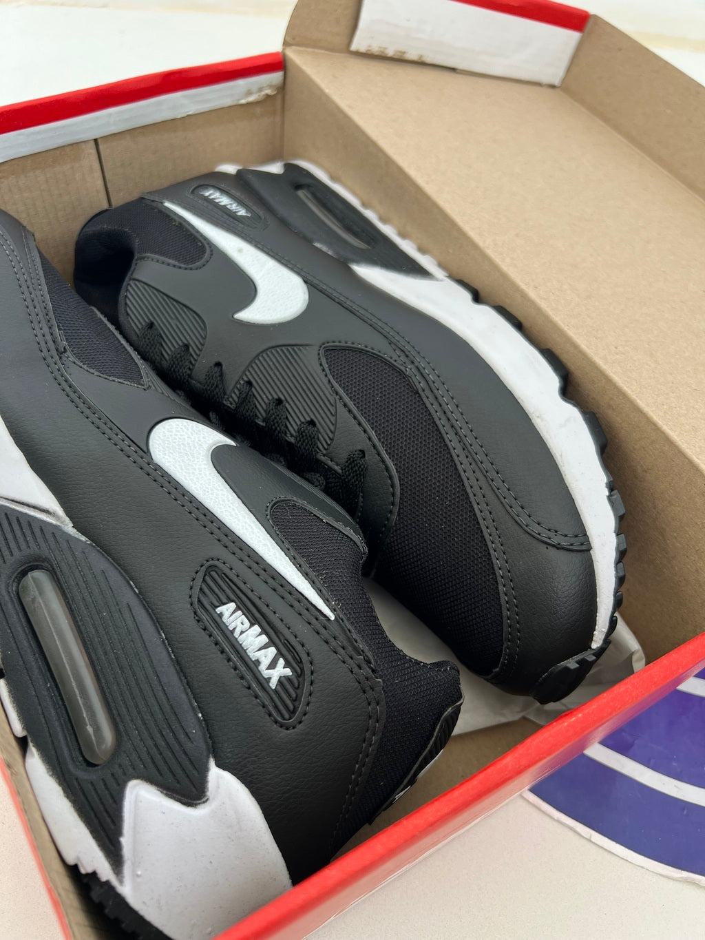 Max 90 Básico - Preto/Branco