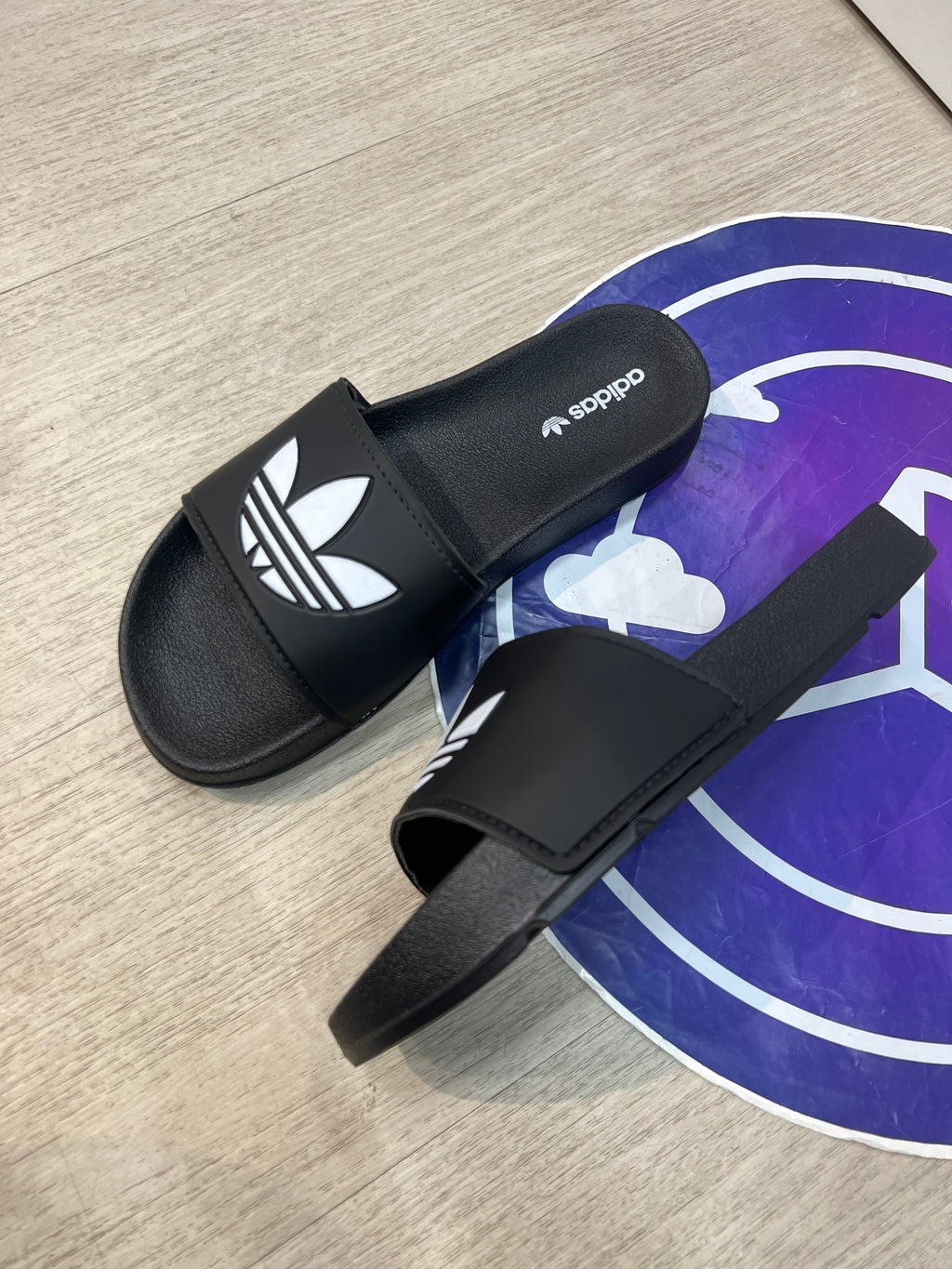 Sandália Slide Adidas