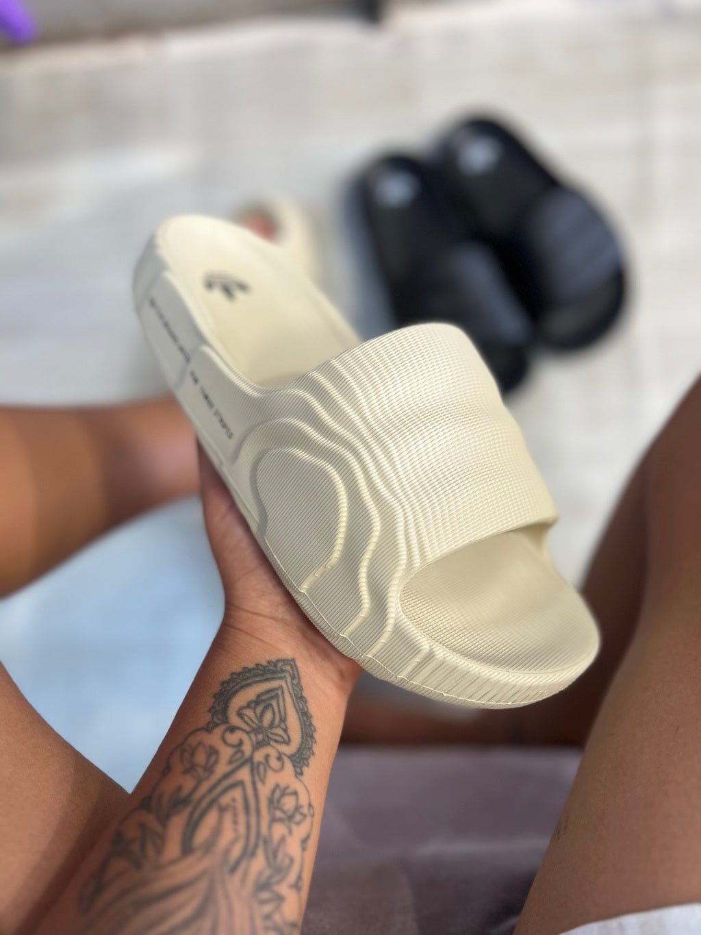 Sandália Adilet Adidas