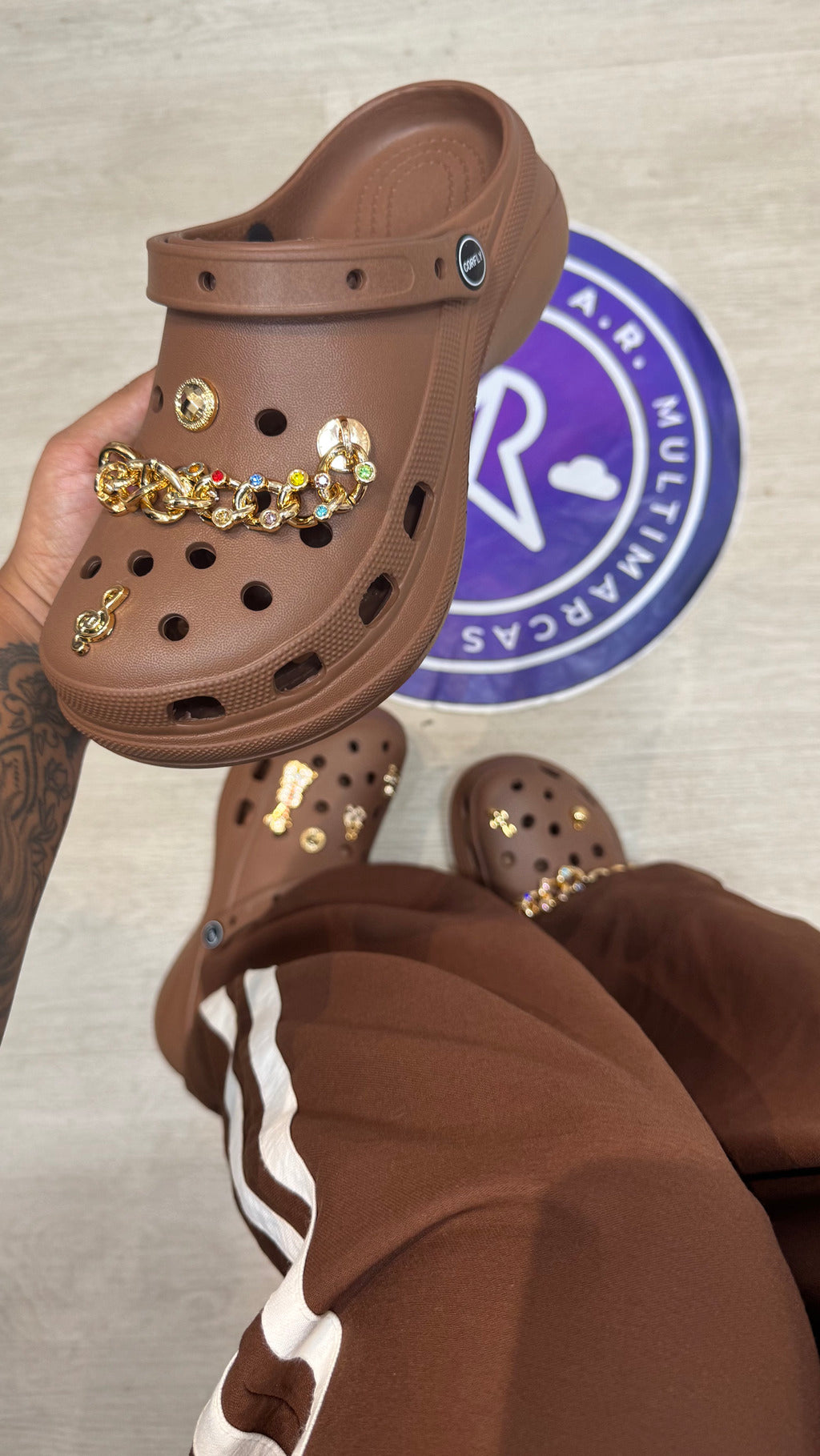 Crocs - Marrom
