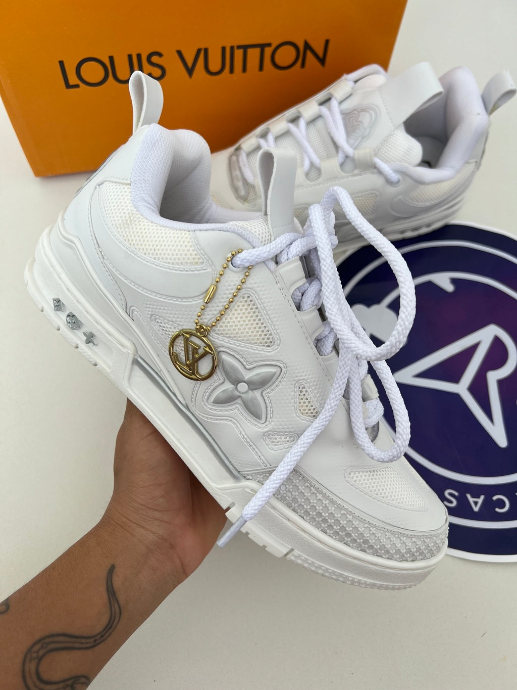 Louis Vuitton - Branco/Prata