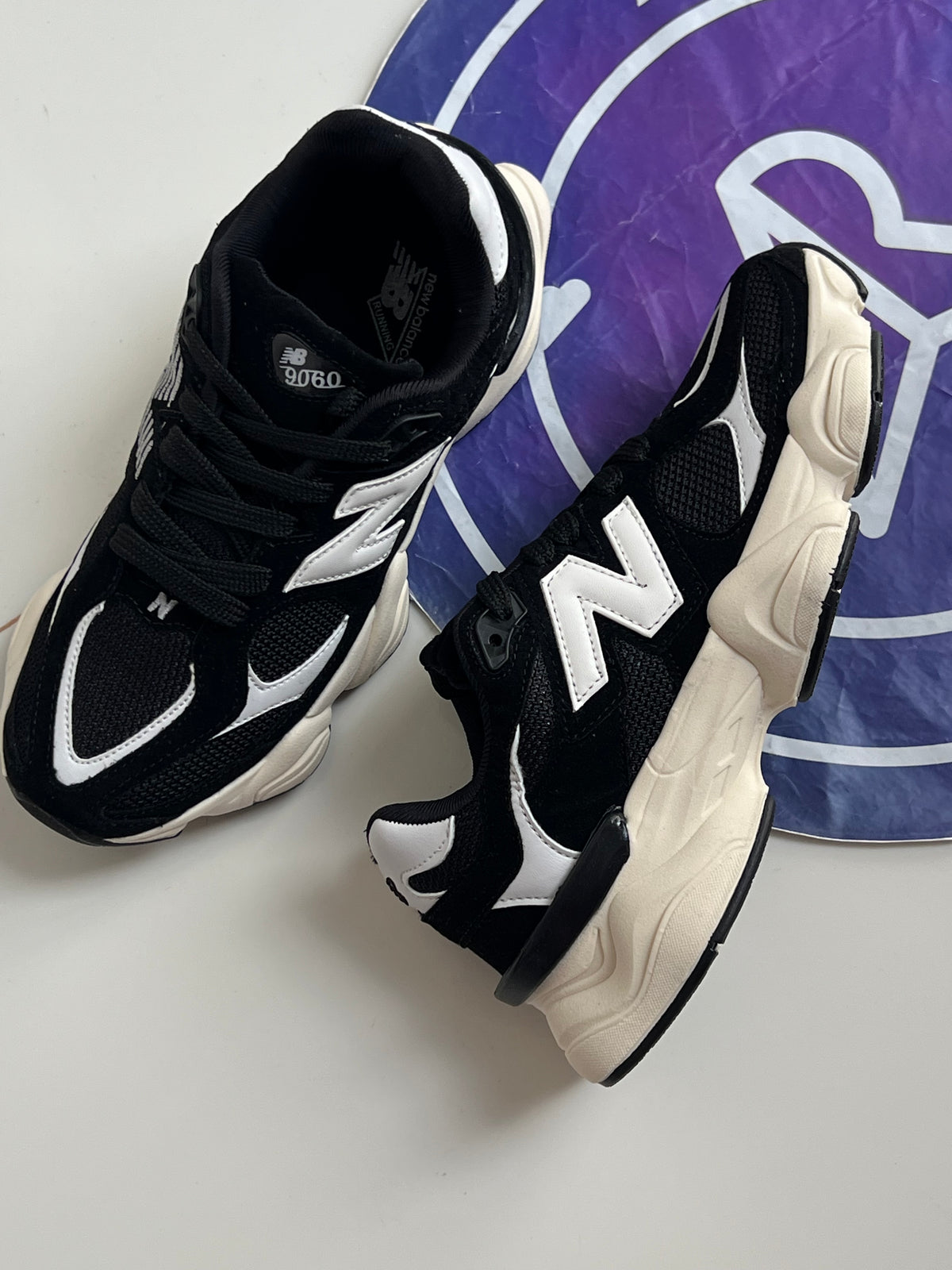 NB 530 9060 - Preto e Branco