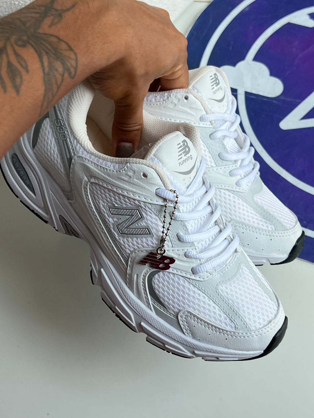 NB 530 Luxo - Branco
