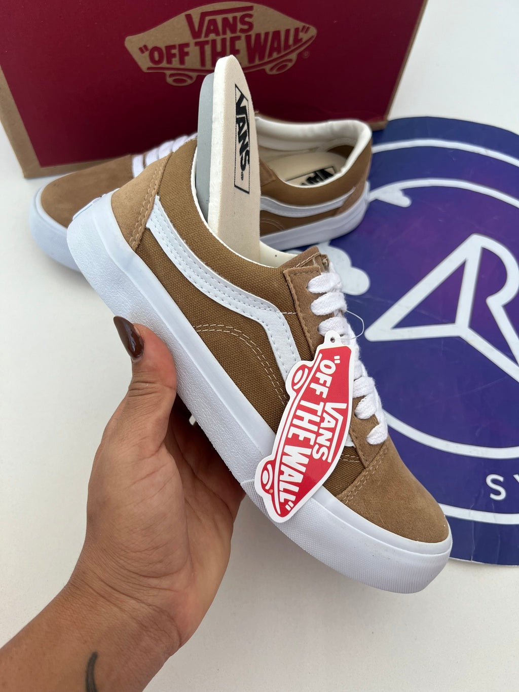 Old Premium - Marrom