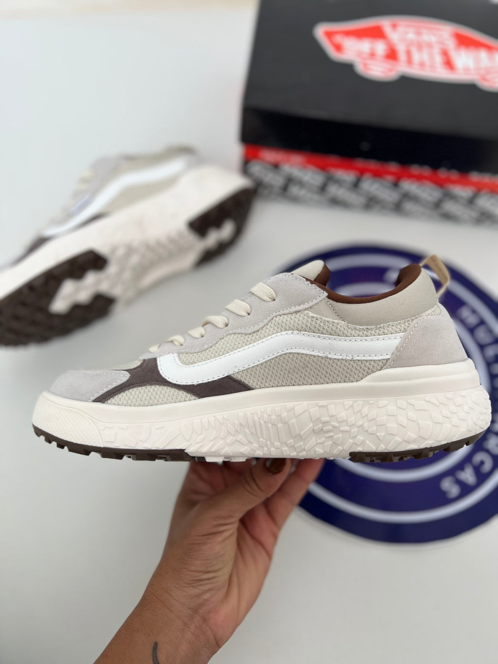 Ultra Neo - Off/Marrom