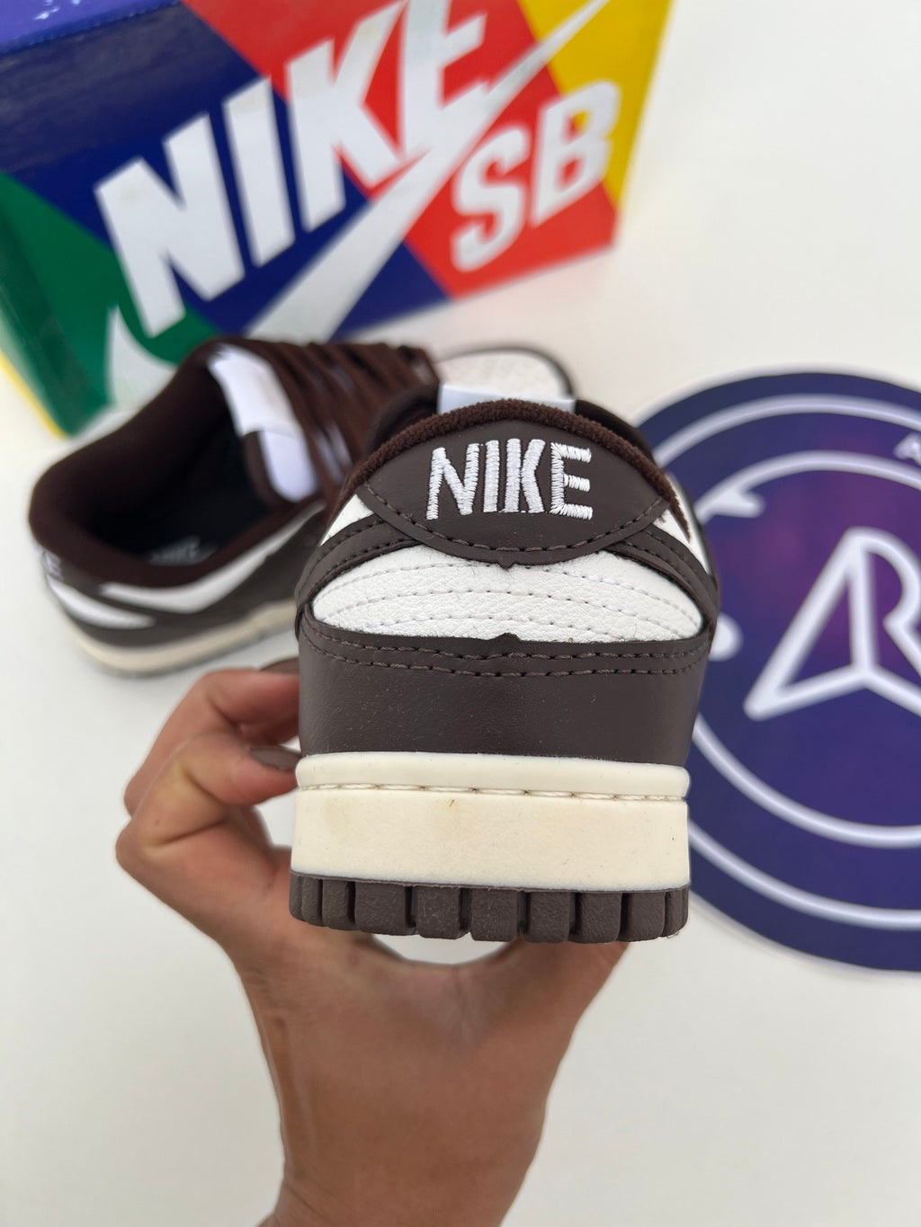 Low Premium - Marrom