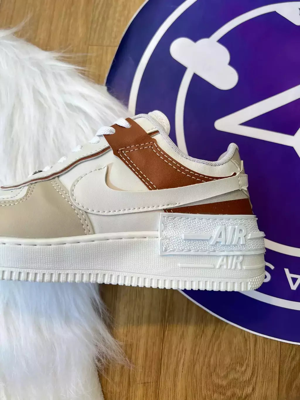 Shadow - Marrom/Bege