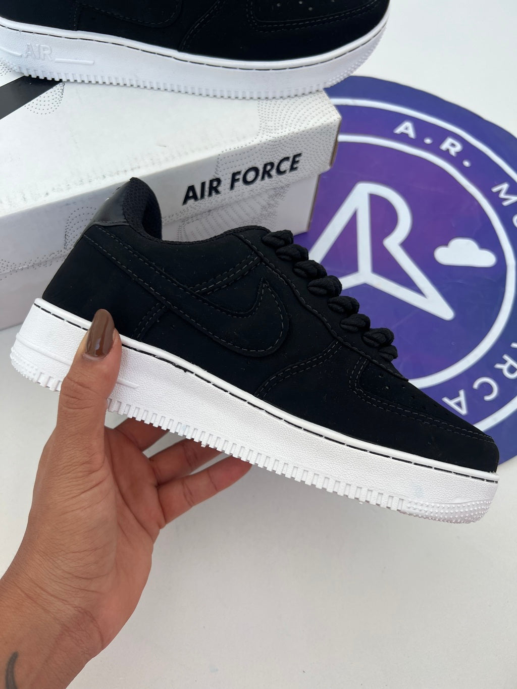 AF - Nobuck Preto/Branco