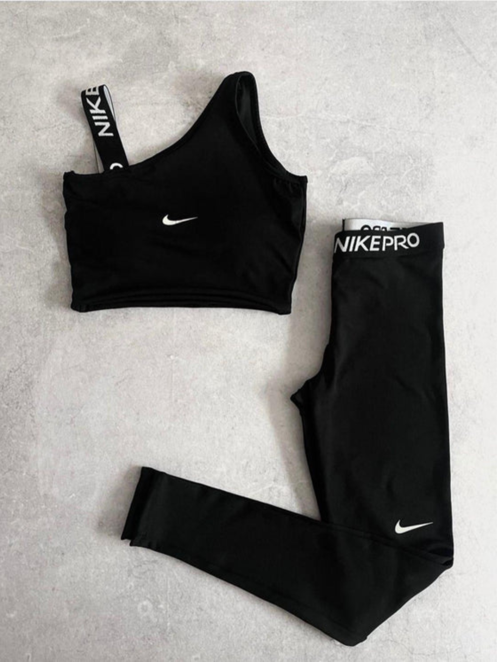 Conjunto Nike Pro Top Larguinho + Calça