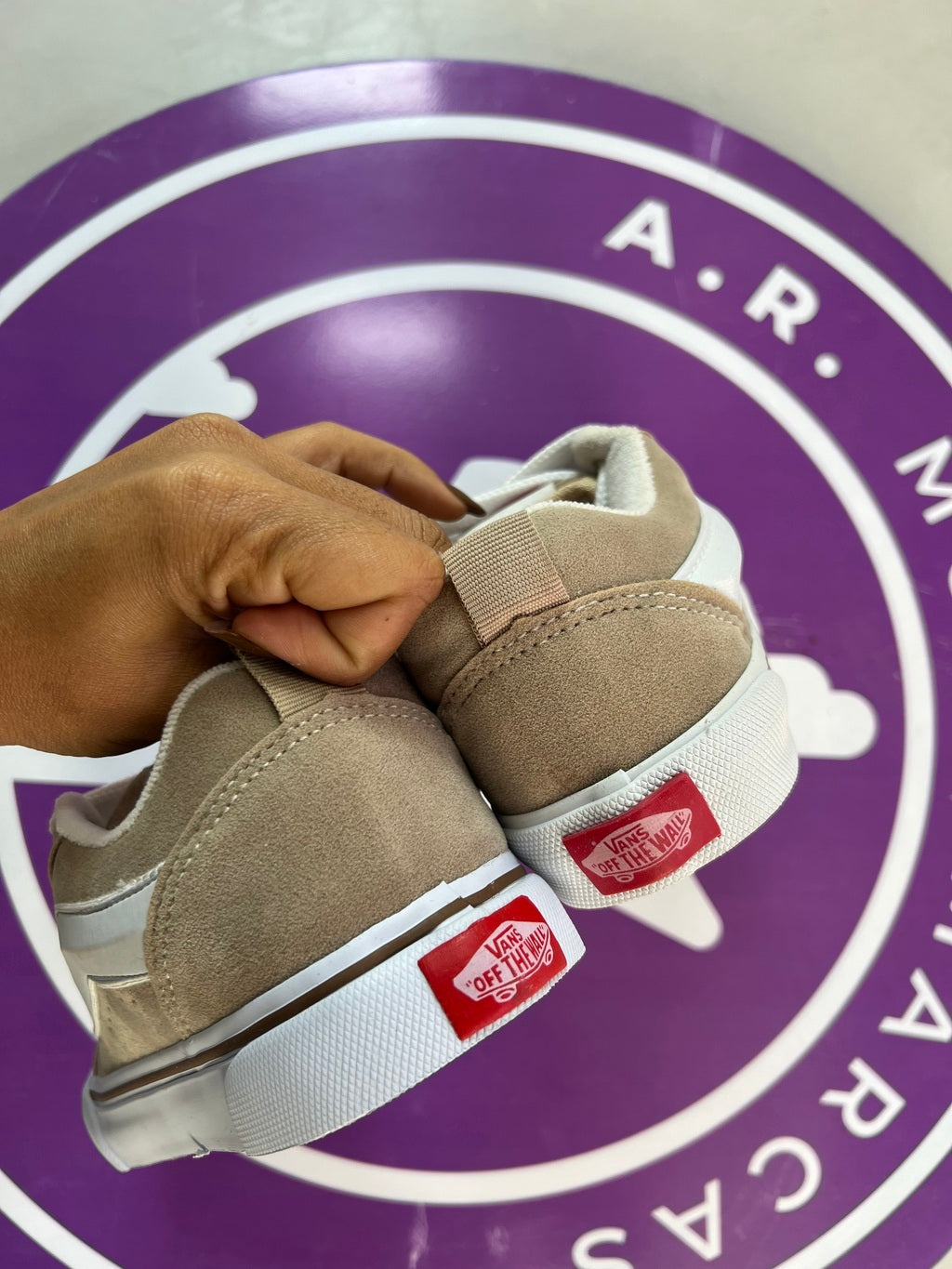 Knu TAM 34/35/36 - (SEM TROCA/ SEM DEVOLUÇÃO)