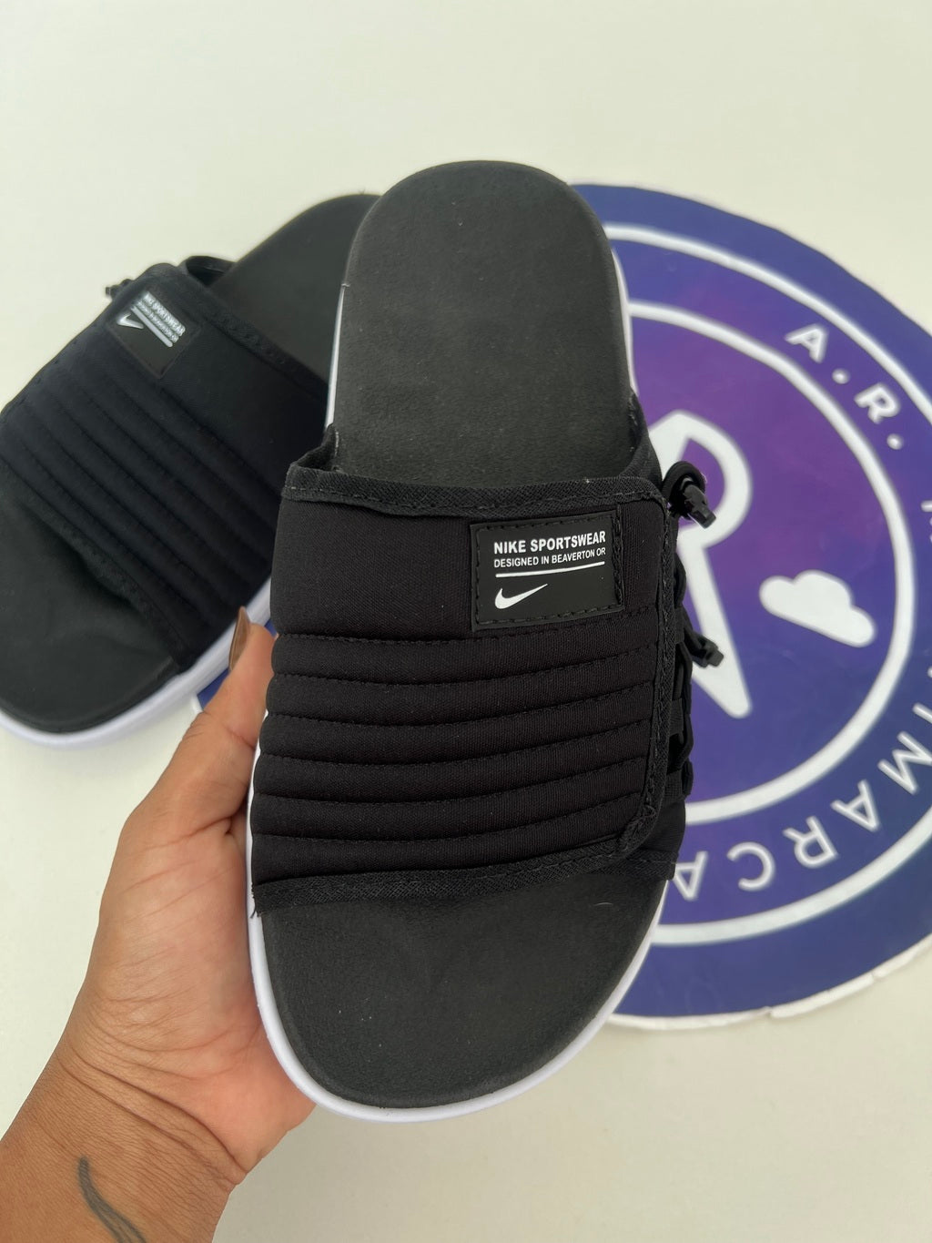 Sandália Asuna Nike - Preta/Branca