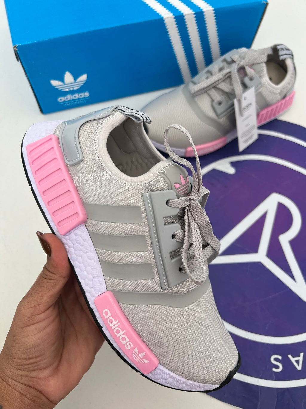 Adidas NMD Básico - Cinza/Rosa