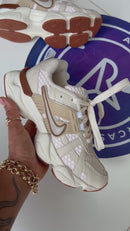V2k Run - Bege/Off White